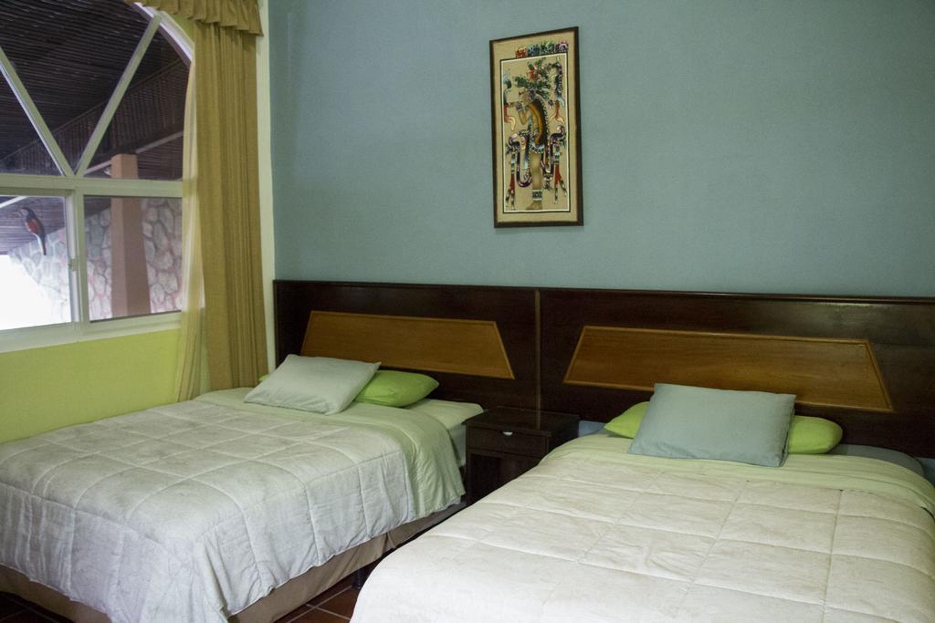 Hotel Ribiera Del Lago Peten Itza San Roman Buitenkant foto