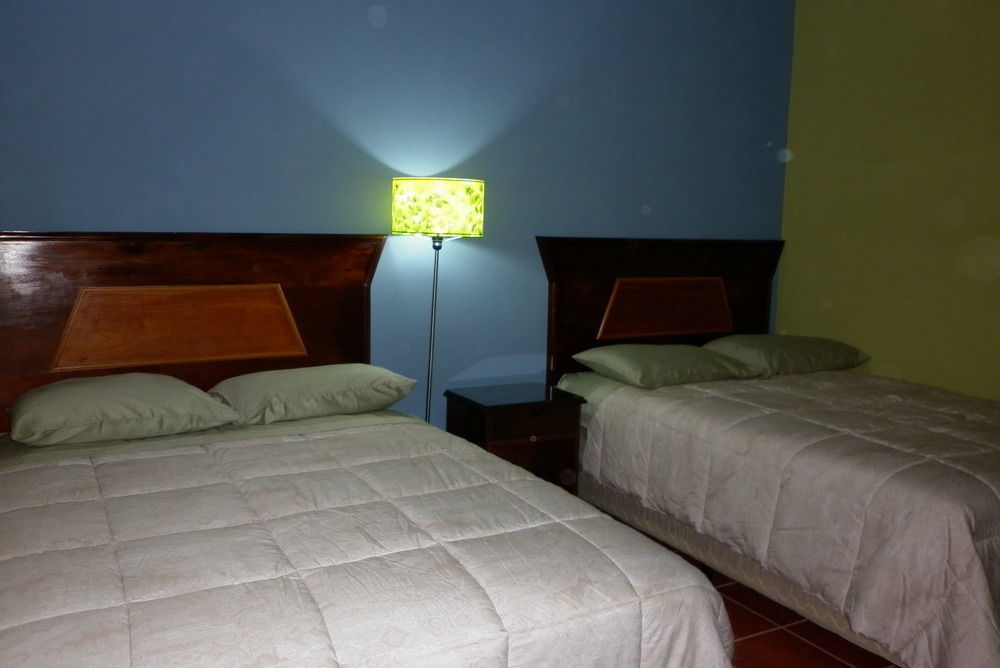 Hotel Ribiera Del Lago Peten Itza San Roman Buitenkant foto