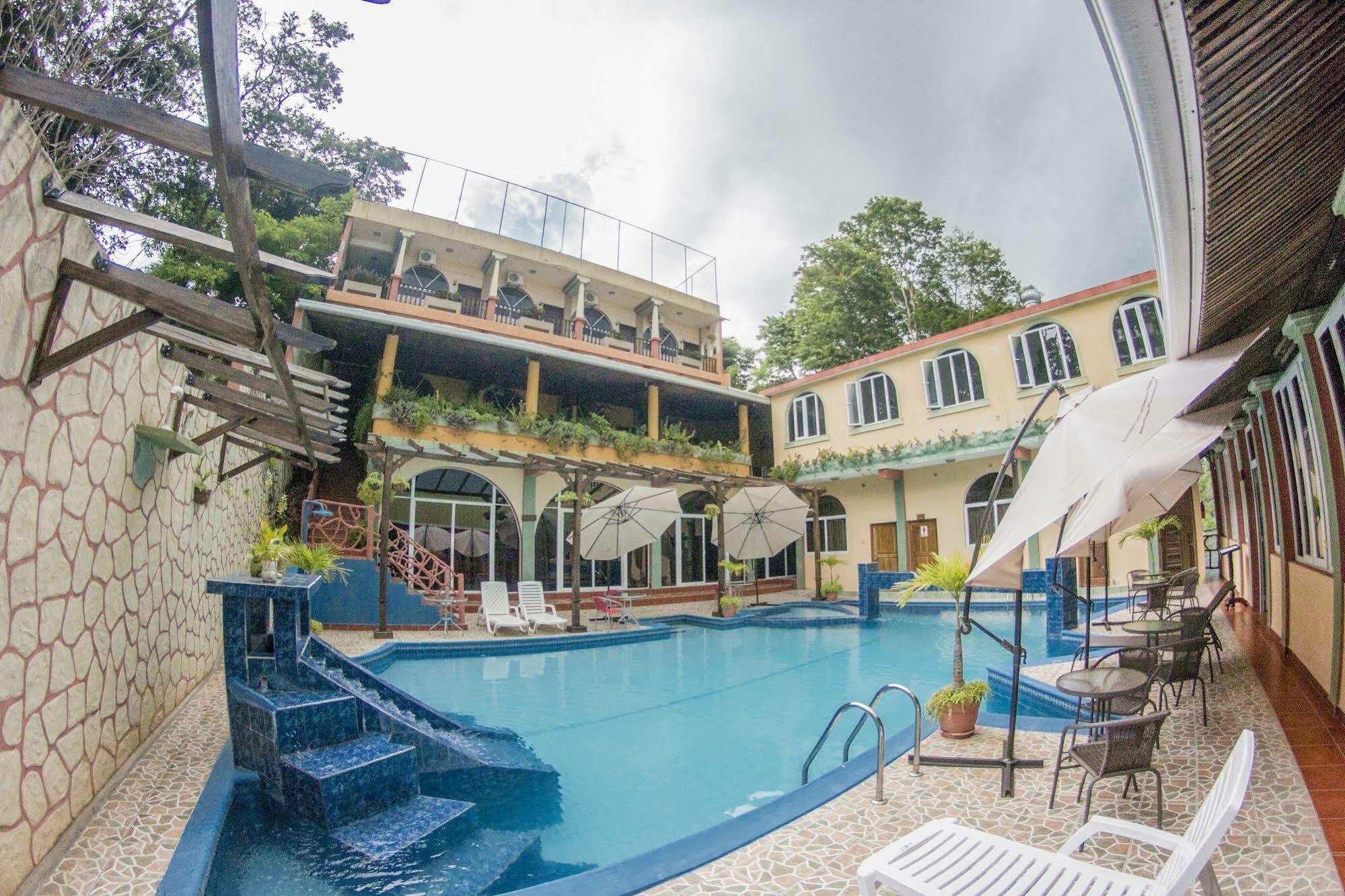 Hotel Ribiera Del Lago Peten Itza San Roman Buitenkant foto