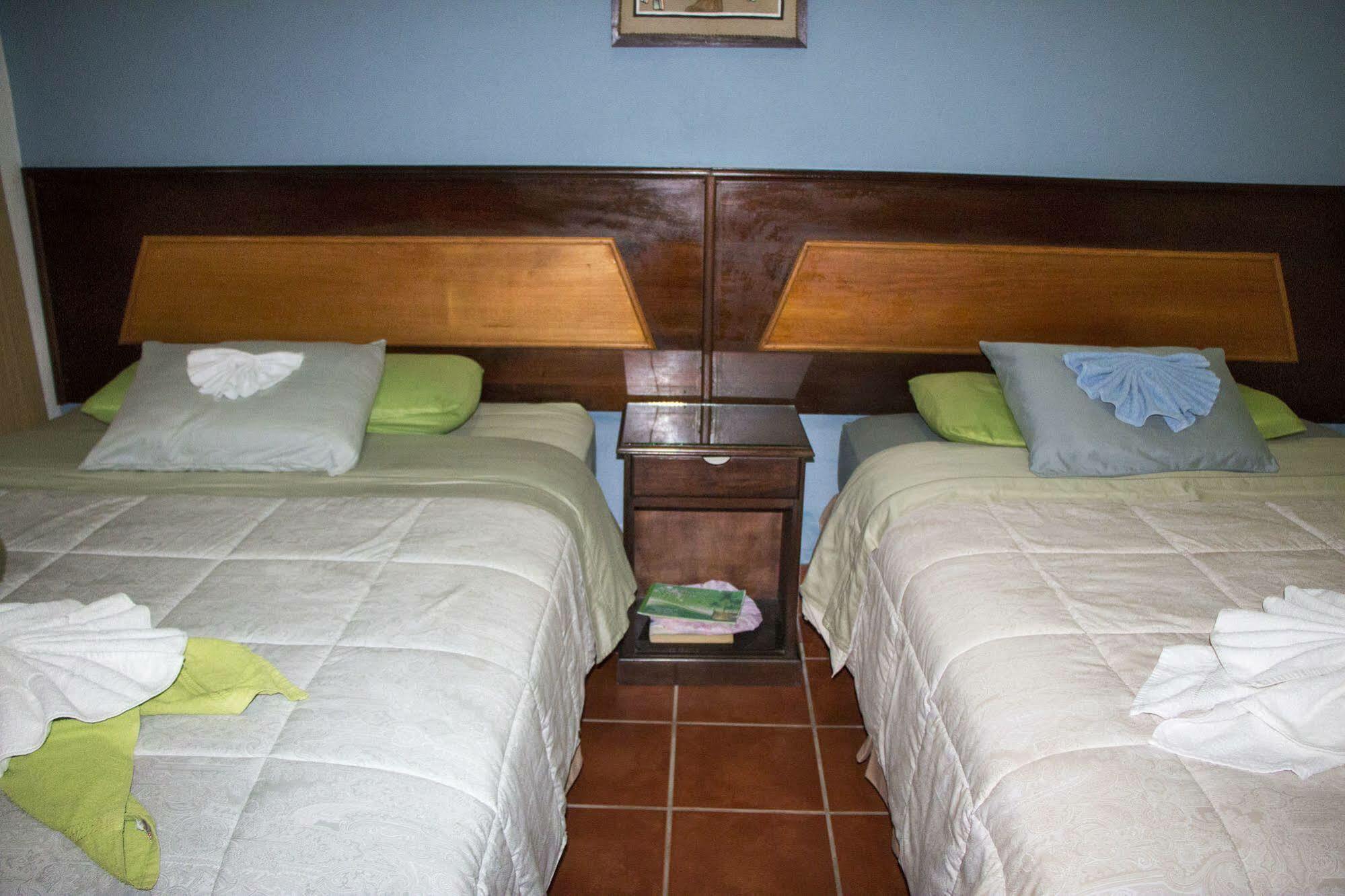 Hotel Ribiera Del Lago Peten Itza San Roman Buitenkant foto