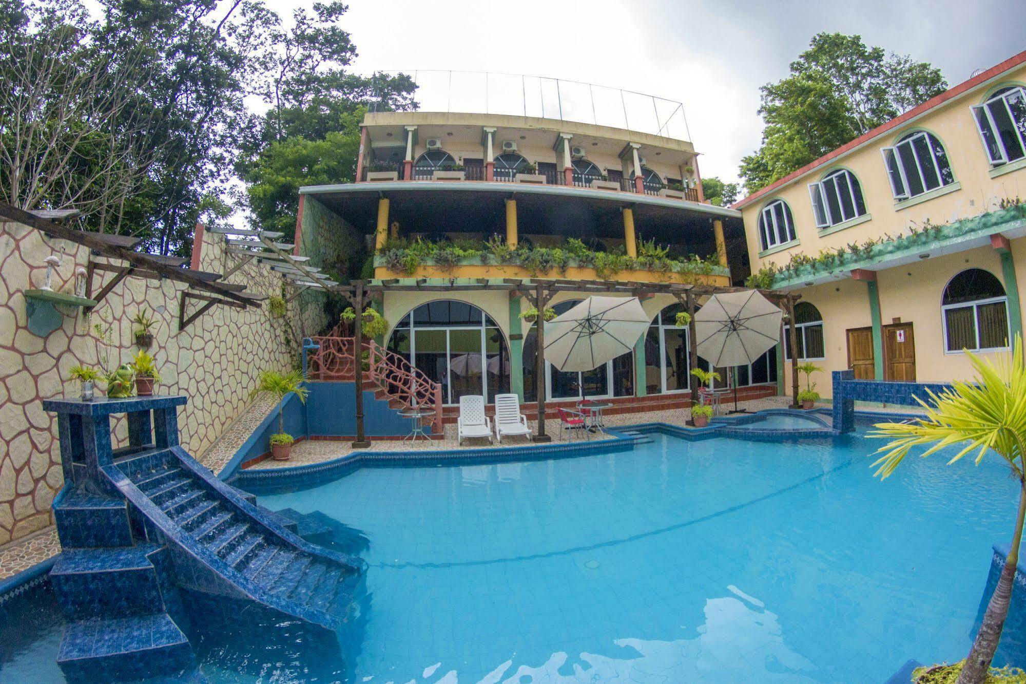 Hotel Ribiera Del Lago Peten Itza San Roman Buitenkant foto