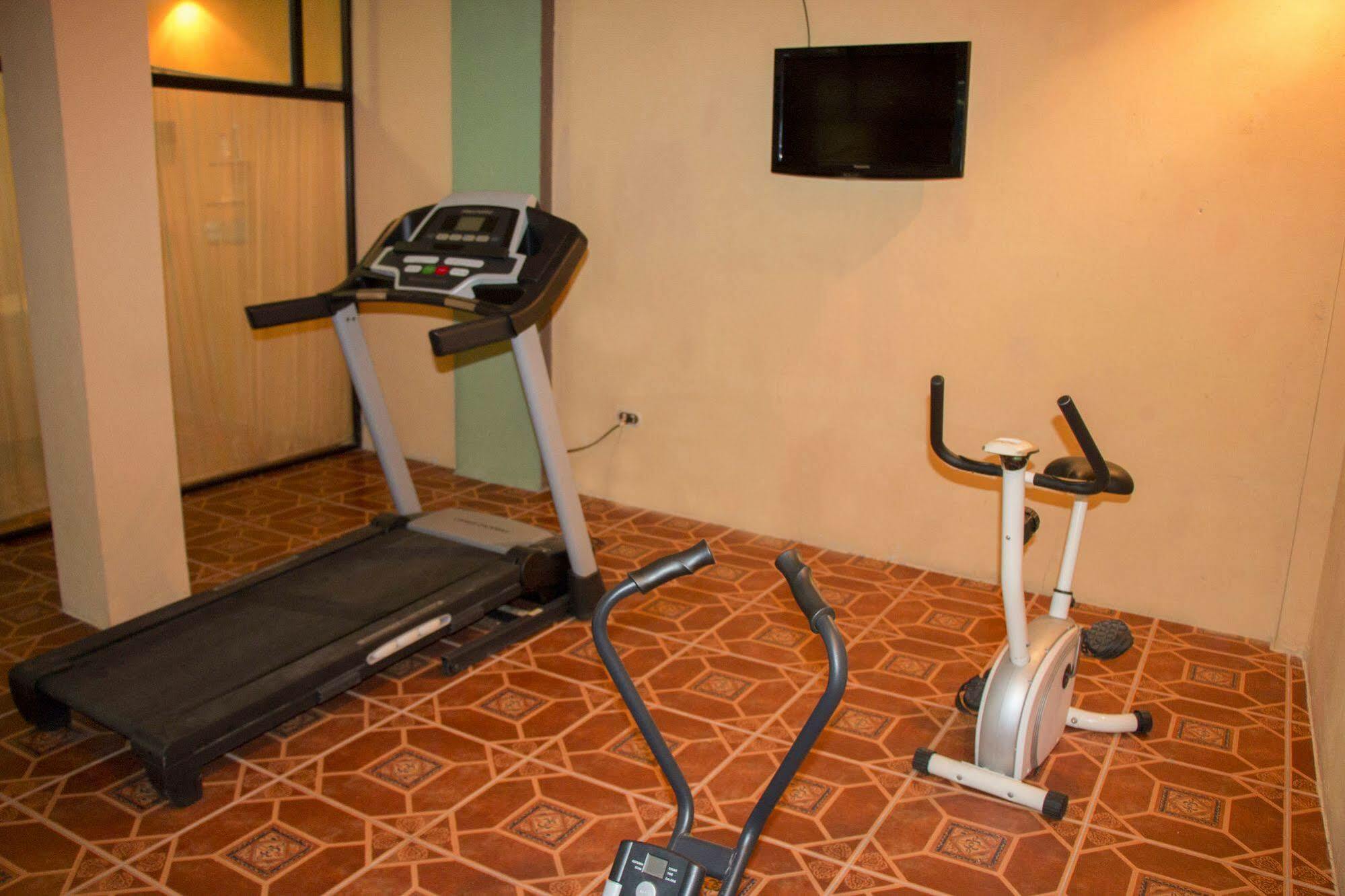 Hotel Ribiera Del Lago Peten Itza San Roman Buitenkant foto